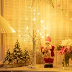 Costway Arbre de Noël de Table Bouleau Blanc Chaud 60cm avec 24 LED Lumineux Base Plastique Décoration Intérieur pour Noël